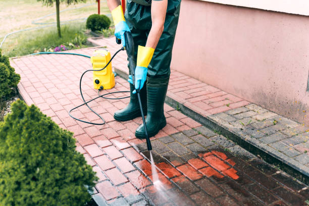 Pressure Washing Contractors in Bangor, WI