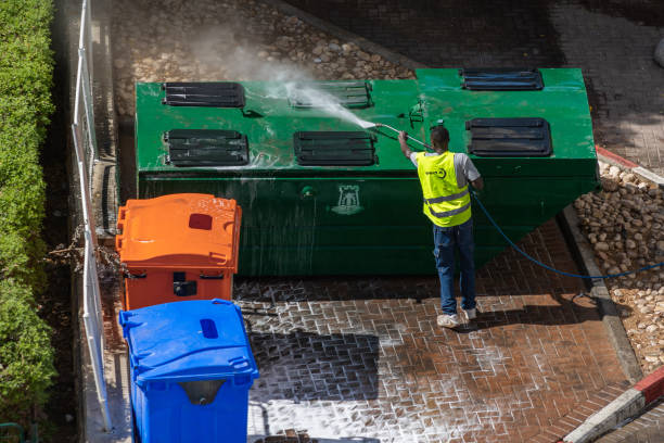 Best Commercial Building Pressure Washing  in Bangor, WI